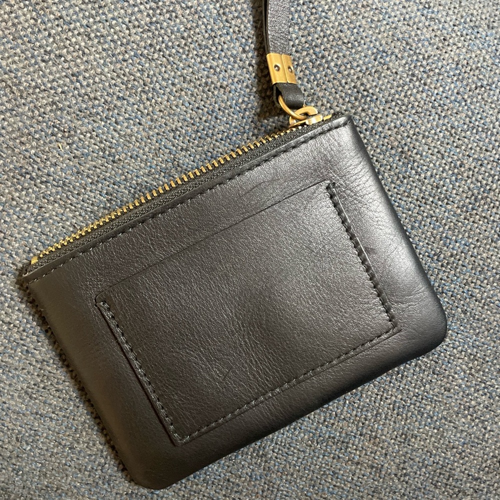 Madewell Small Leather Travel Zip Pouch in Black